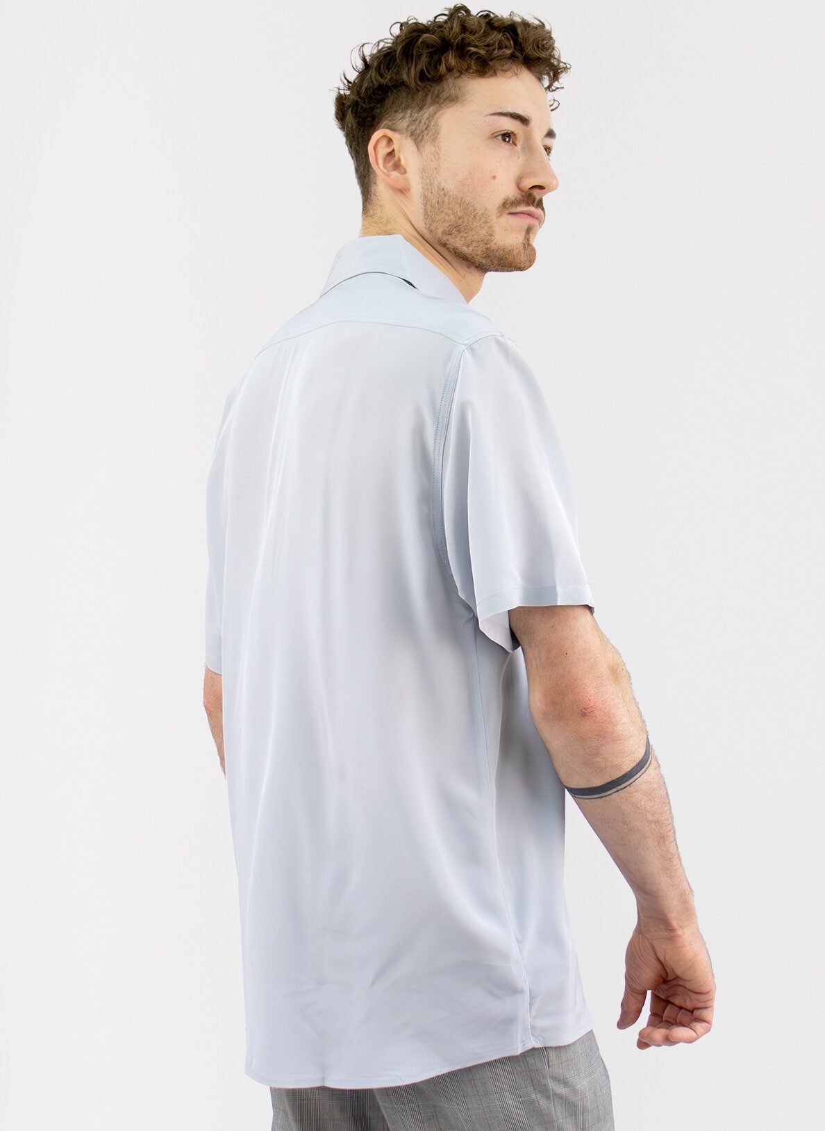 Short-Sleeved Silk Shirt, Light Grey