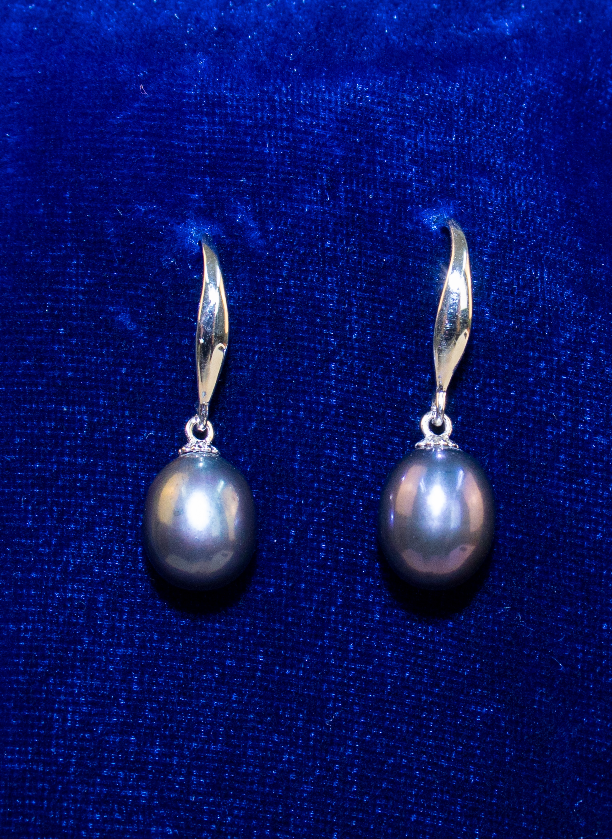 Pearl Earrings Large Drops Dark