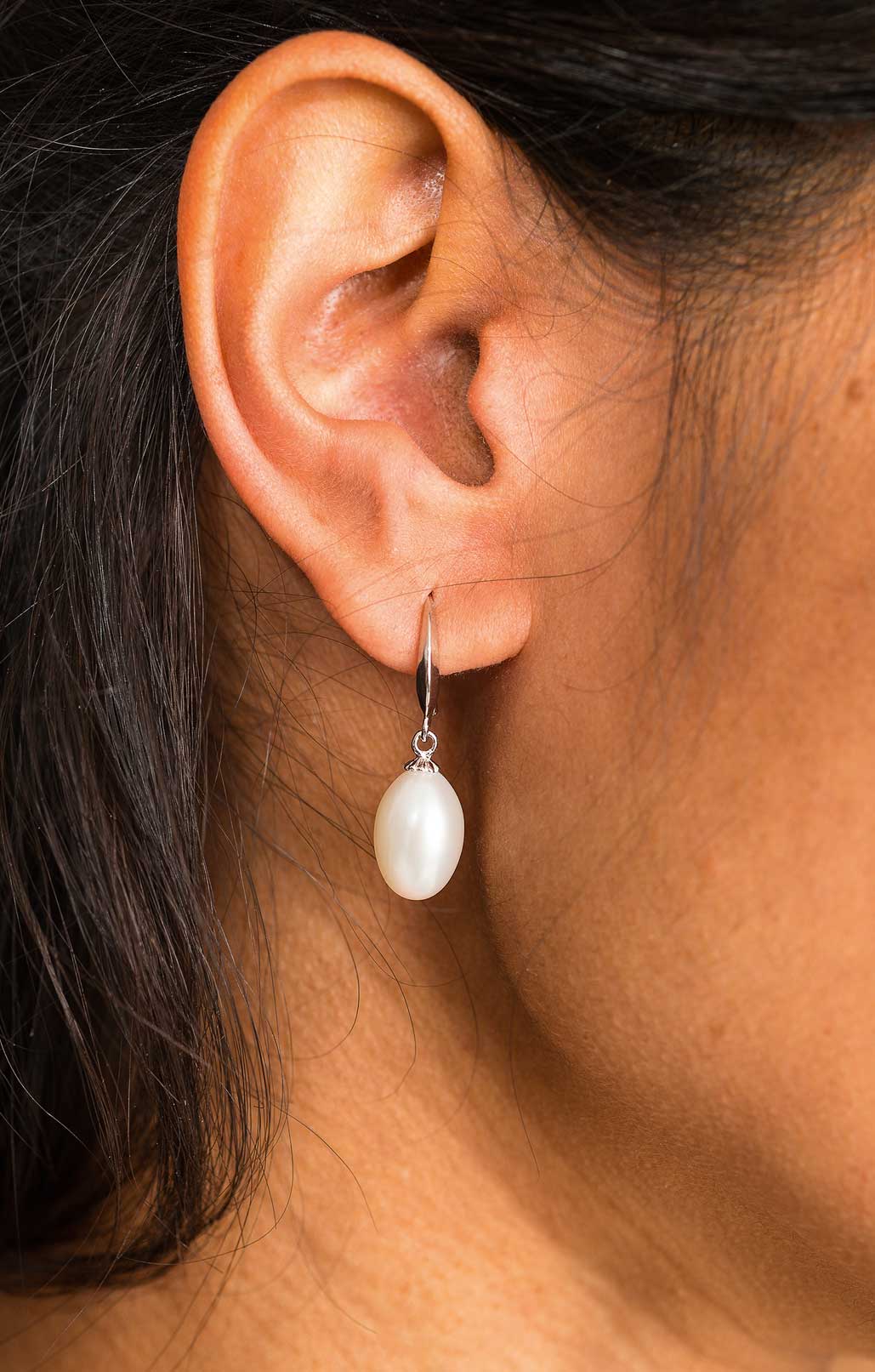 Pearl Earrings, Drops White